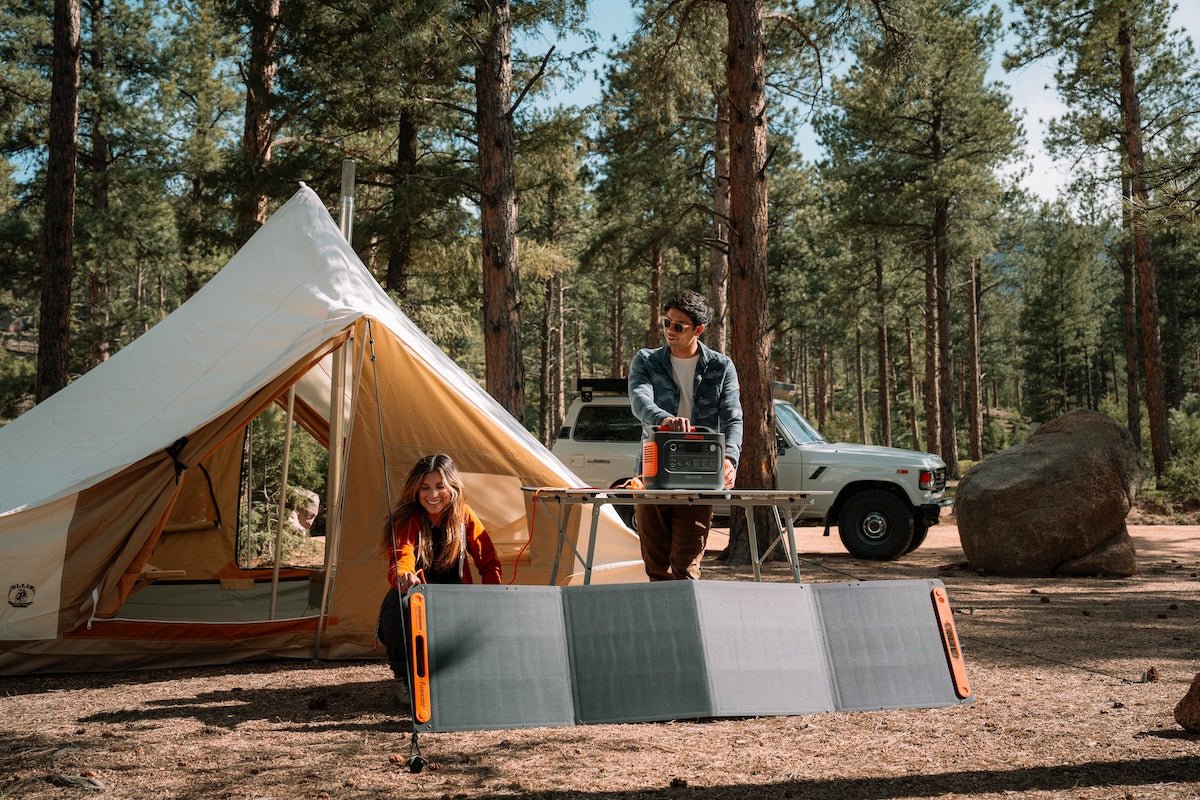 10 Quick & Easy Camping Breakfast Ideas