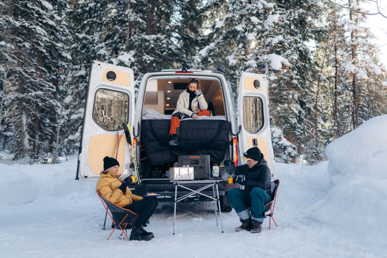 Best 3 Solar Battery Chargers for Trailers [2024 Updated] - Jackery