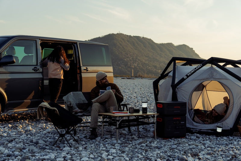 Best 4 Solar Chargers for RVs & Campers [2024 Updated] - Jackery