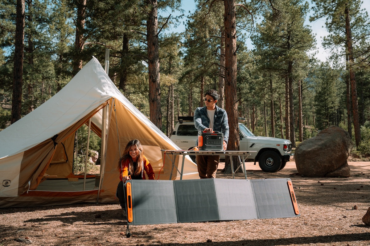 10 Quick & Easy Camping Breakfast Ideas