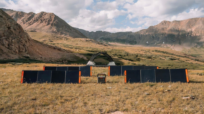 Flexible vs. Rigid Solar Panels: Which is Right for Your RV or Camping Setup - Jackery