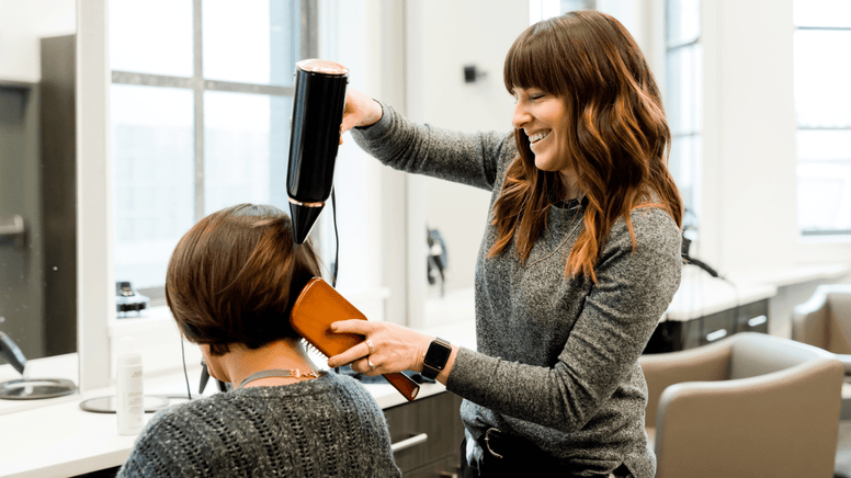How Many Watts Does a Hair Dryer Use - Jackery