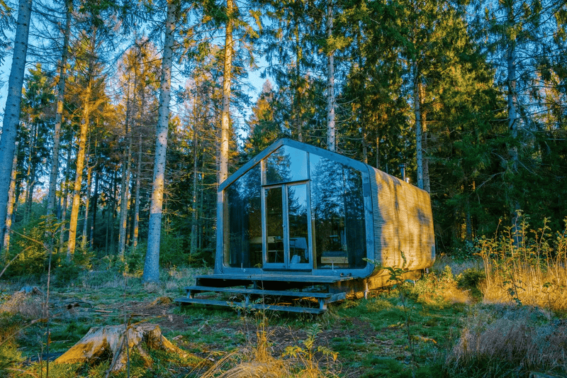 How To Build a Solar Powered Off Grid Cabin - Jackery