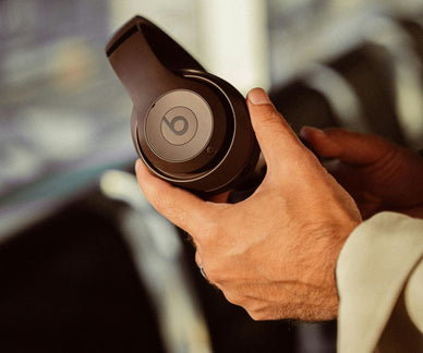 How to Charge Beats Headphones [Ultimate Guide 2024] - Jackery