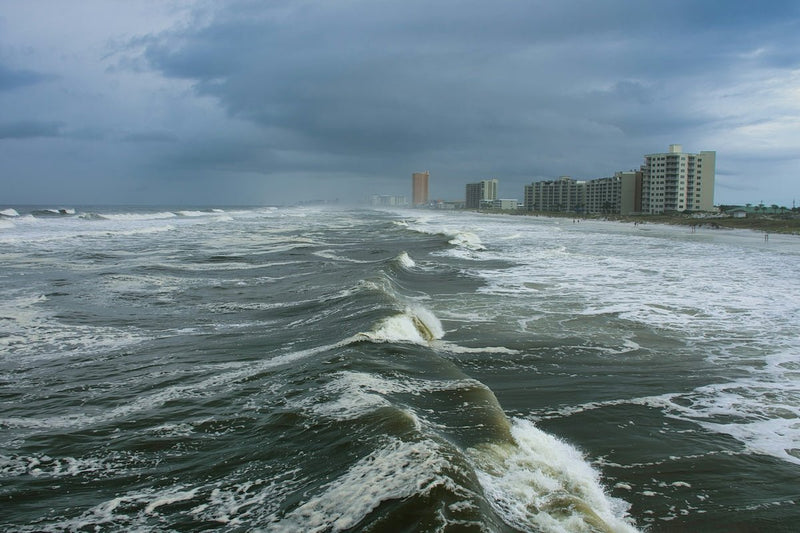 How to Prepare for Hurricane: Home, RV, & Car [Updated 2025] - Jackery