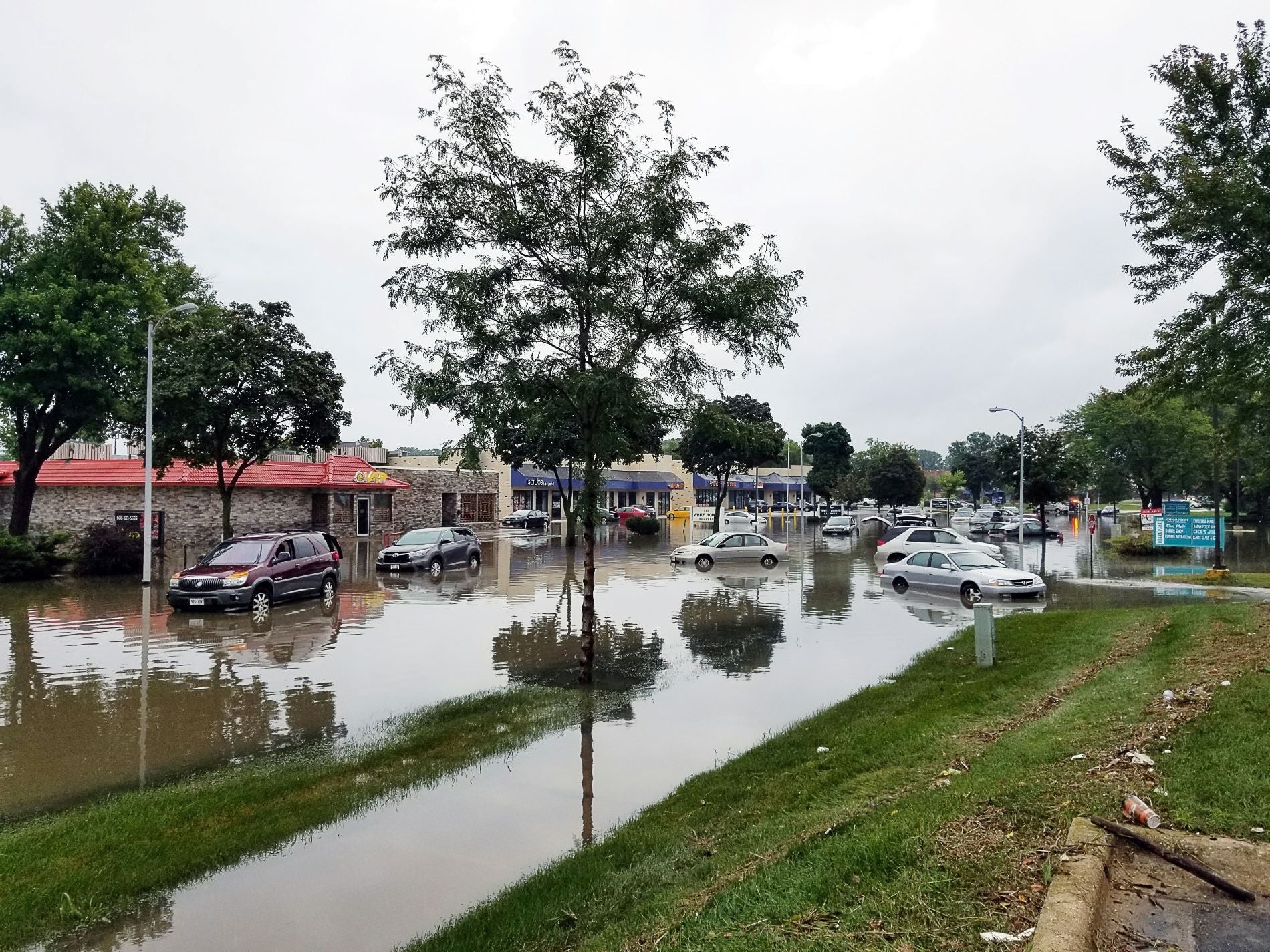 How to Prepare for Floods: Government Tips, Emergency Kits, and Solar Power Solutions