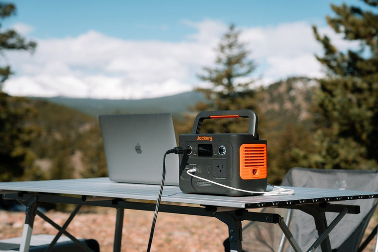 Is It Okay To Leave A Laptop Plugged In All The Time? - Jackery