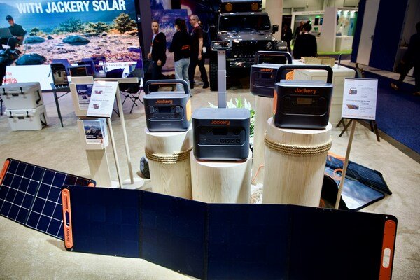 Jackery Completes its High-End Solar Generator Pro Family with Launch of 3000 Pro and 1500 Pro at CES 2023 - Jackery