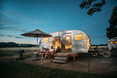 Off-Grid Travel Trailers: Overview, Features, & Tips - Jackery