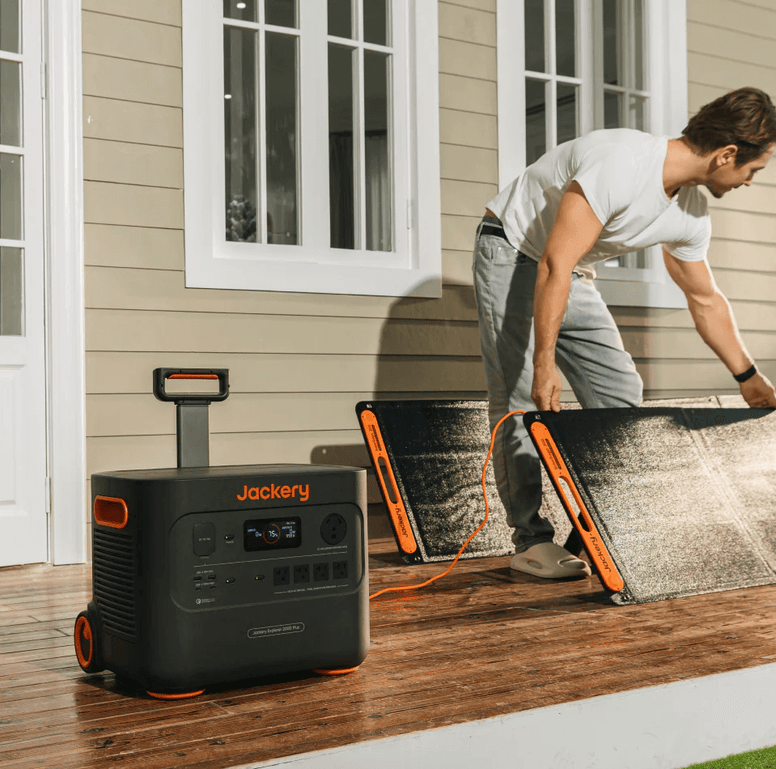 Renovate Your Patio Before Winter Comes: Why an Outdoor Heater is a Must? - Jackery