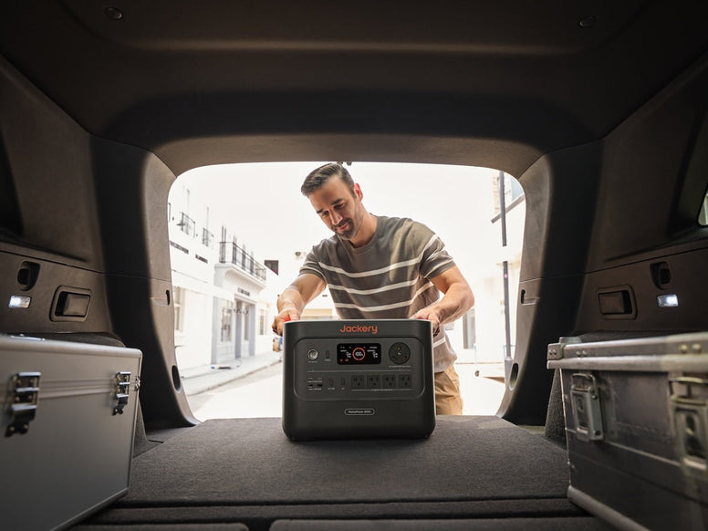 RV Power Setup Guide: Portable Power Station vs. Built-In Generator - Jackery