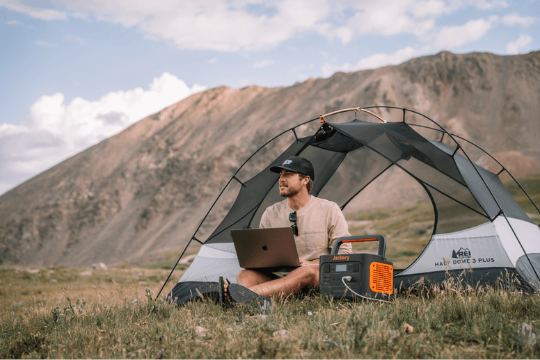Solar Powered Laptop: Can Solar Generator Run A Laptop - Jackery