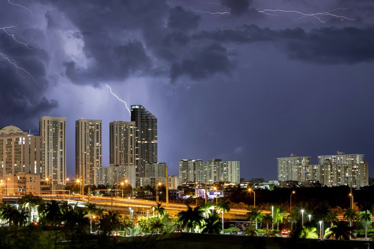 Stay Alert: Handling Power Outages in Philadelphia During Severe Thunderstorm Warning