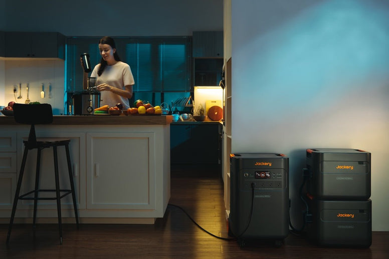 What Should You Consider When Buying a Portable Power Station With Solar Charging - Jackery