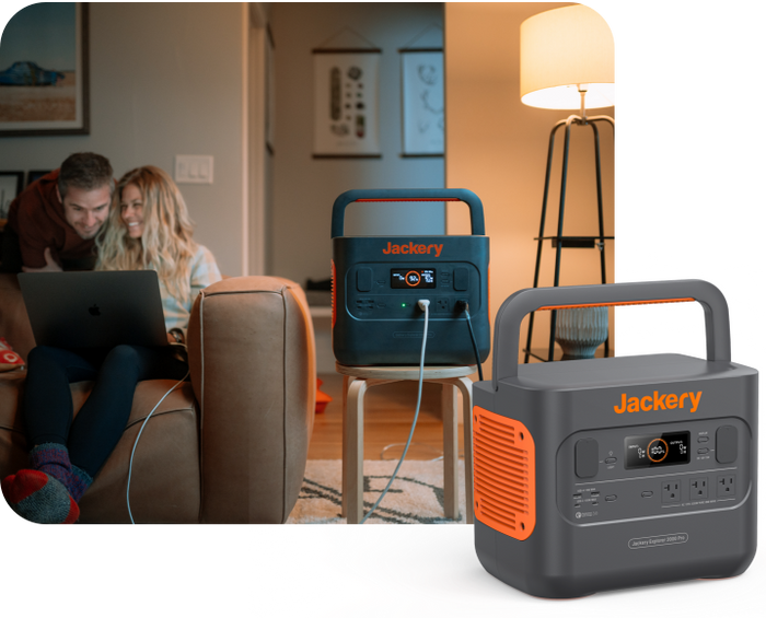 Choosing the Right Solar Generator or Power Station