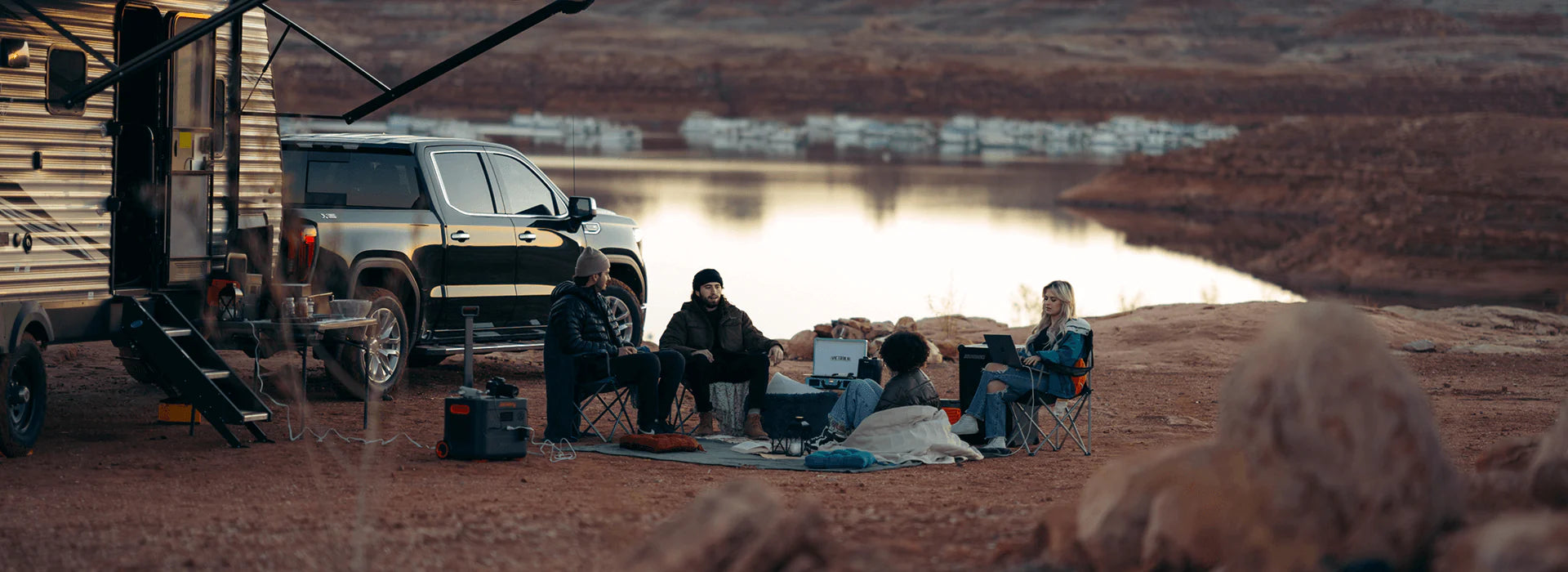 Jackery Solar Generator 3000 Pro Jackery Solar Generator 3000 Pro