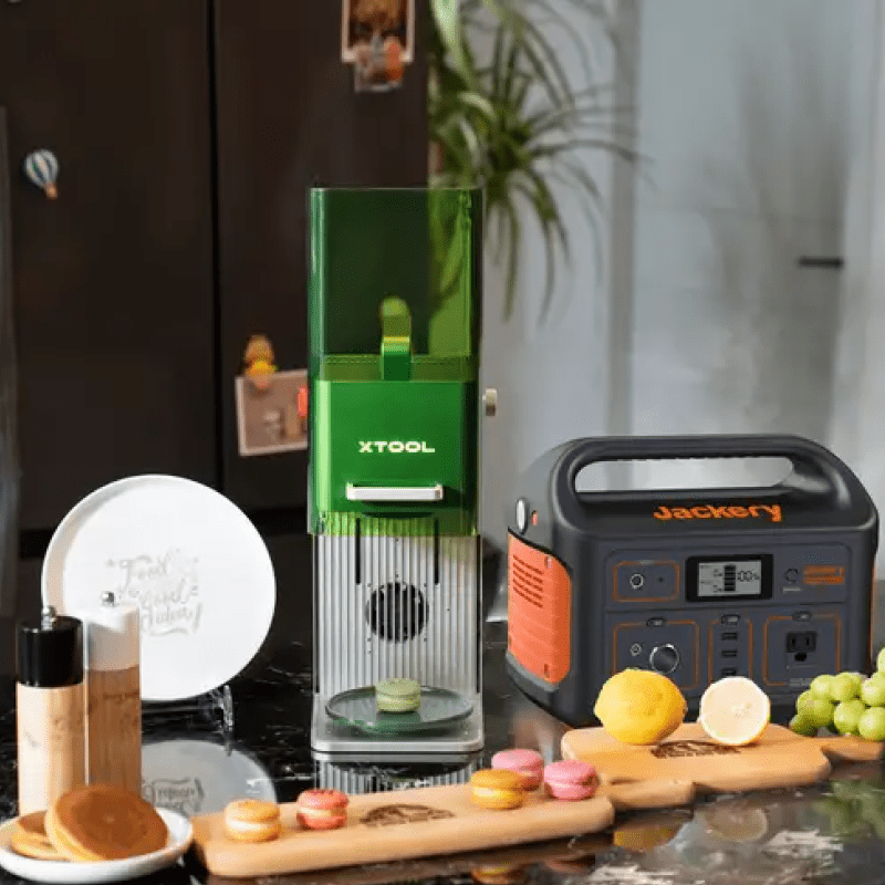 Explorer Portable Power Station + xTool F1 - Jackery